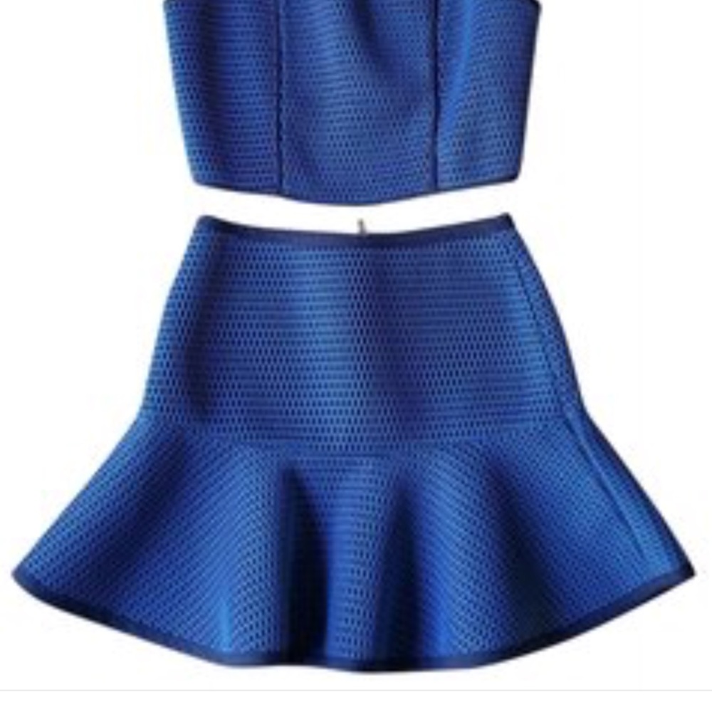 NWT Joa fit and flare navy & blue fishnet overla - Picture 1 of 3